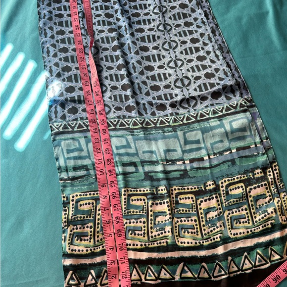 CHICO’S Blue and Black Patterned Scarf - Picture 7 of 8